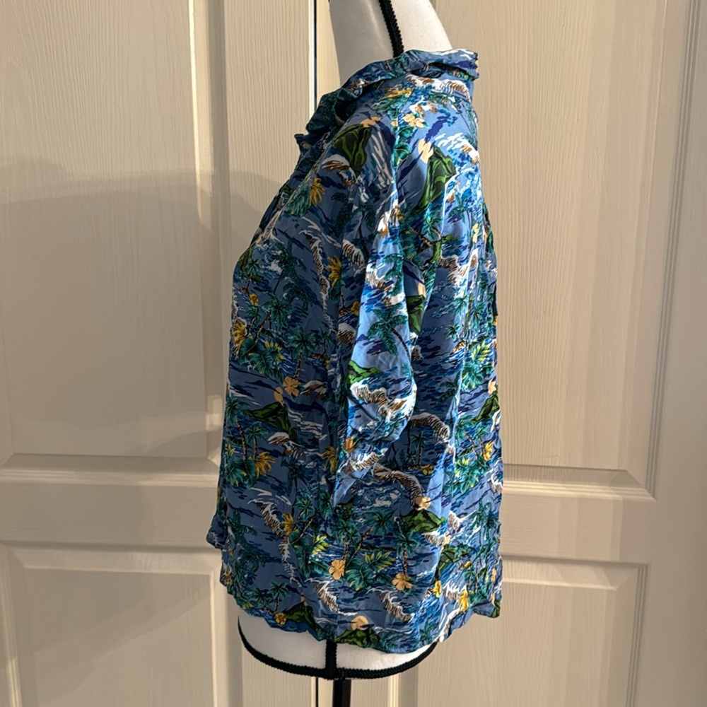 Island Button Down Blouse - Size Medium - image 5